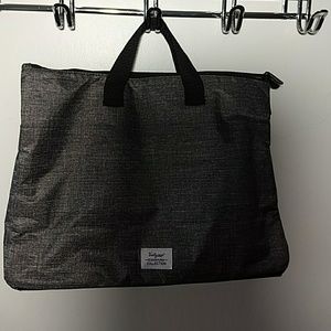 Tote organizer